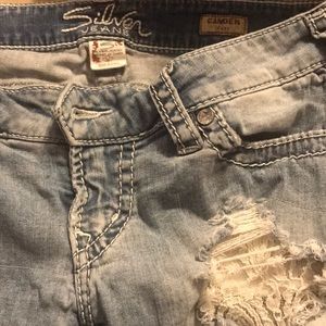 Women’s Silver Jeans Distressed with lace W29/31